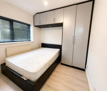 3 bedroom property to rent - Photo 3
