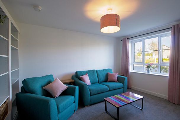 3 bedroom semi-detached house to rent - Photo 1