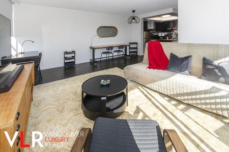 Condo in Burnaby, BC - Photo 2