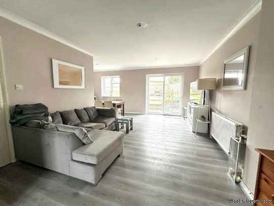 4 bedroom property to rent in St Neots - Photo 1