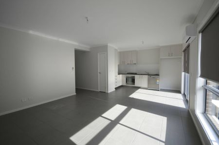 ADDISON REAL ESTATE - Photo 5