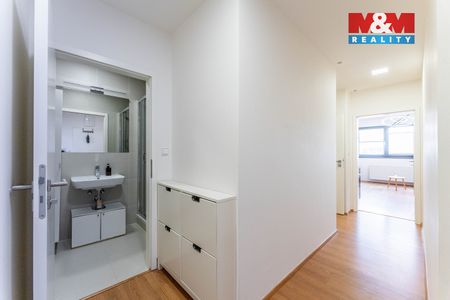 Pronájem bytu 2+kk 74 m² - Фото 4