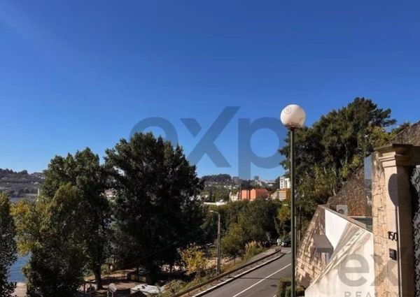 Apartamento T3 em Porto