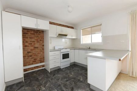 2/30 Anne Street, - Photo 5