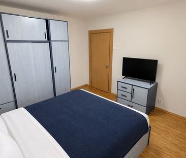 Inchiriere ultracentral Pitesti apartament 3 camere toate dotarile - Fotografie 3