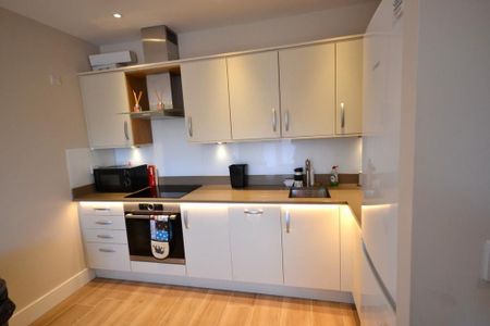 1 bedroom flat to rent - Photo 3