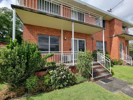 Beautifully Positioned Ground Floor Unit! - Photo 5