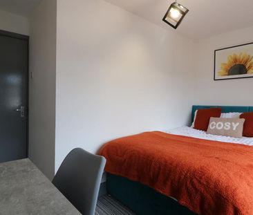 7 bedroom semi-detached house to rent - Photo 3