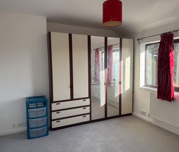 3 Bed Semi-Detached House, Rodbourne Road, B17 - Photo 3