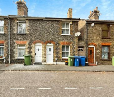 2 bedroom terraced house to rent - Photo 2