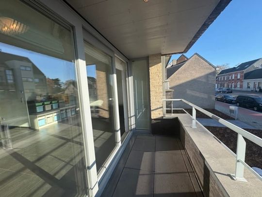 Appartement te huur - Photo 1