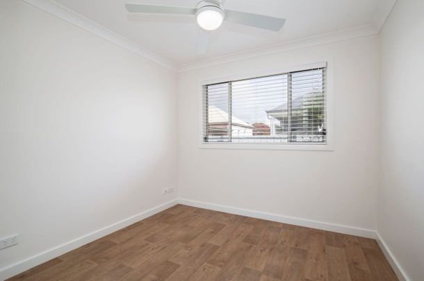 MODERN GRANNY FLAT - Photo 1