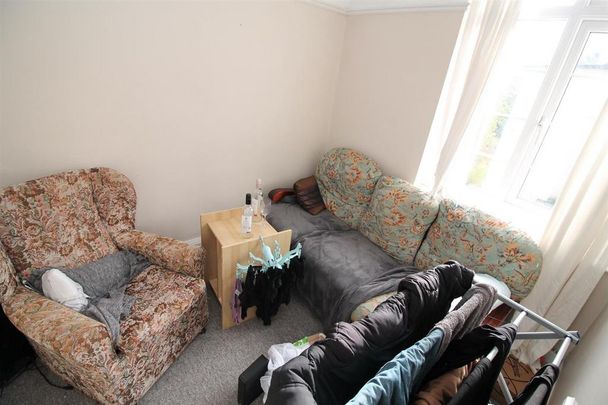 4 bedroom house to rent - Photo 1