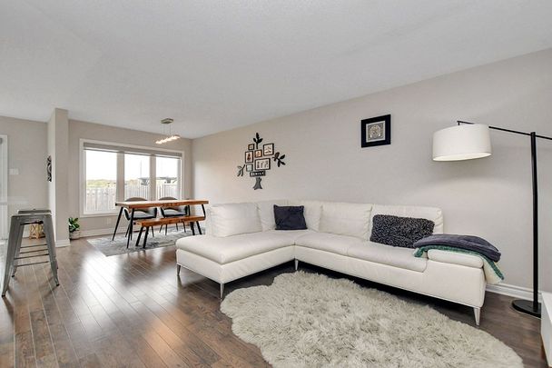 For Lease - 356 Axis Way, Orleans - Convent Glen and Area, Ontario - Photo 1