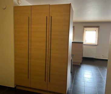 Instapklaar appartement (GLVL) met 1 slpk . Nabij station en centru... - Foto 3