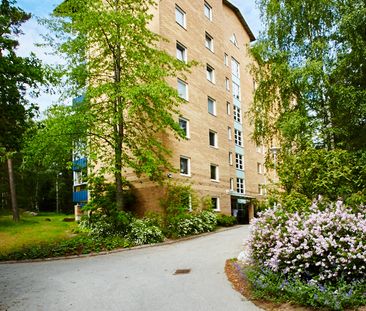 Karlfeldtsplatsen 9 - Foto 1