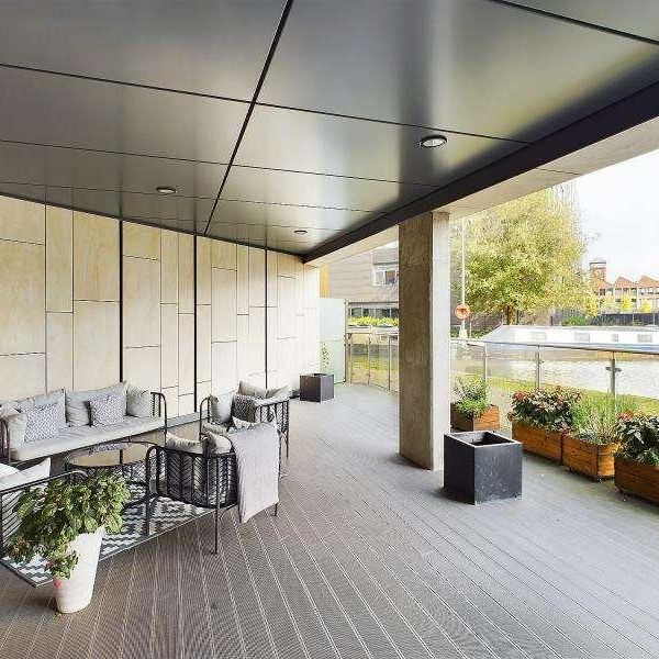 One Vesta Street :: New Islington, M4 - Photo 1