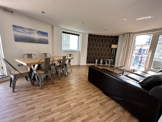 2 Bed Flat, Avalon, BN1 - Photo 1