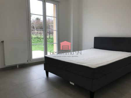 Location Maison 5 pièces 110m² VAUREAL 95490 - Photo 2
