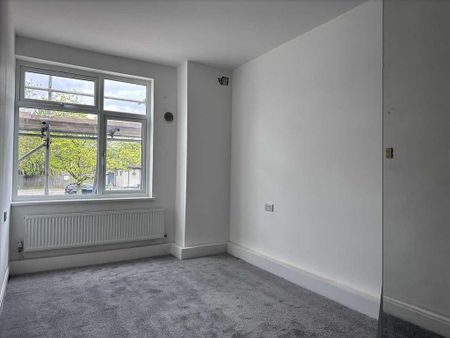 3 bedroom apartment to rent - Photo 3