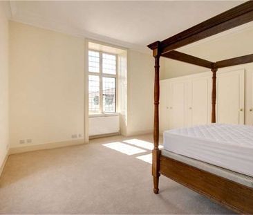Superb Grade II listed property situated in an area of outstanding natural beauty, with far reaching views. - Photo 4