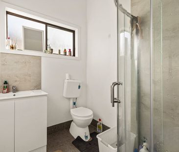 Comfortable & low maintenance living. - Photo 1
