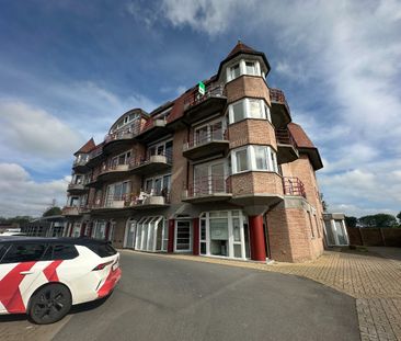 Appartement met 2 slaapkamers en staanplaats - Photo 1