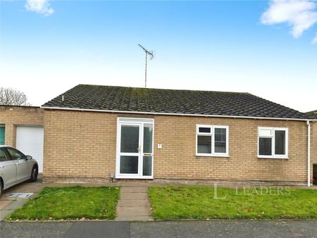 4 bedroom bungalow to rent Randolph Close, CV31 - Photo 2