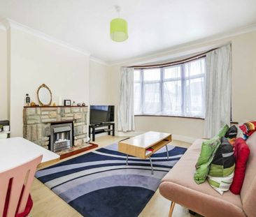 Courthouse Road, N12, London - Photo 5