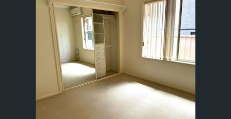 Stylish Duplex in Prime Flinders Location - Photo 3