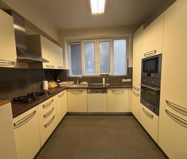 Apartament spatios si complet renovat - Photo 5