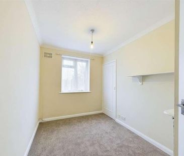 Whitby Road, Ruislip, HA4 - Photo 5