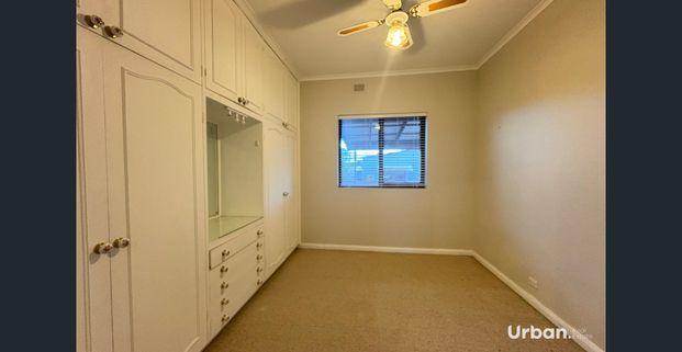 Three Bedroom Brick Home in Cessnock! - Photo 1