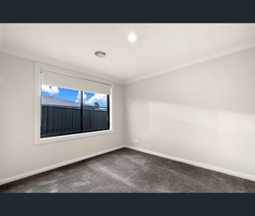1/43 William Maker Dr, Orange, NSW 2800 - Photo 2