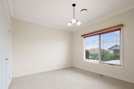 28 Poplar Street, CAULFIELD SOUTH - Photo 3