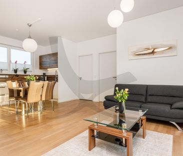 Penthouse Living - Photo 1