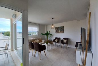 WINTER RENTAL. SPACIOUS PENTHOUSE APARTMENT FOR RENT WITH LARGE TERRACE