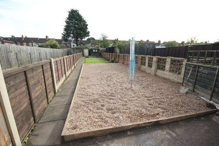 Shobnall Street, Burton Upon Trent, DE14 - Photo 3
