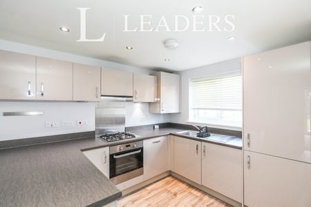3 bedroom semi-detached to rent Springbank Road - Photo 5
