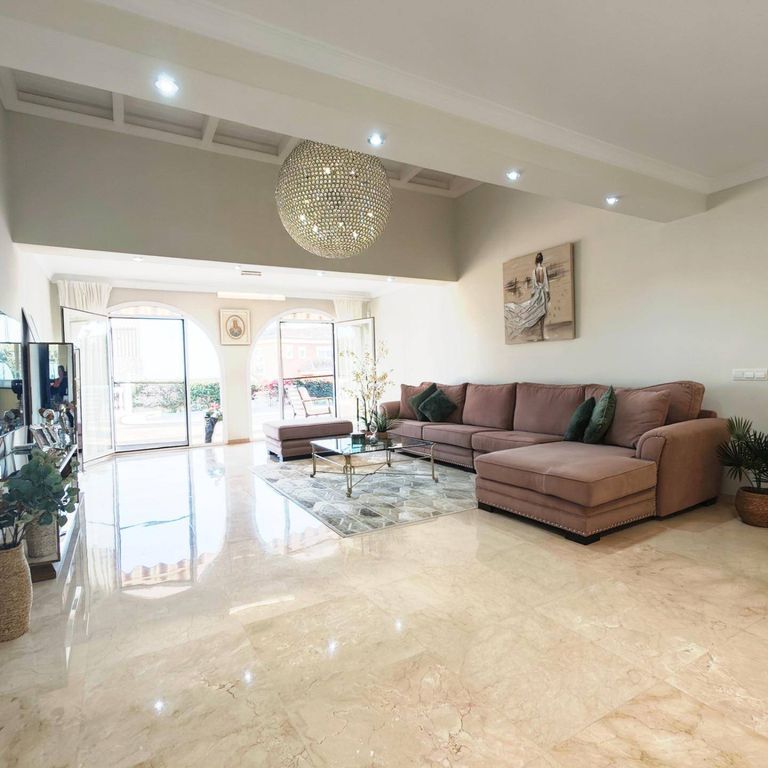 4 room luxury Villa for rent in Mijas, Spain - Foto 1