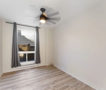 985 Kingsway Drive #7 - Photo 3