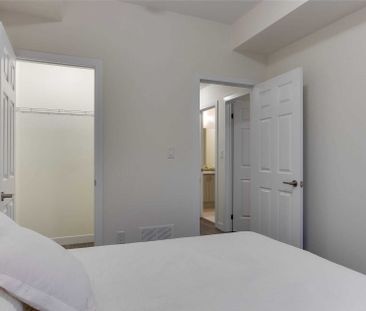 For Lease - 630 Rogers Road Unit# #5 Room 1, Toronto, Ontario - Photo 2