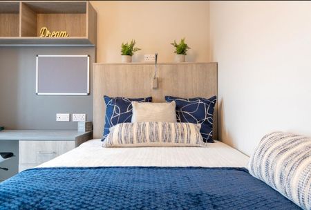 8 bedroom flat share to rent - Photo 5