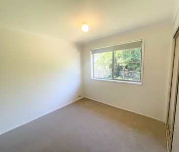 THREE BEDROOM FAMILY HOME - Photo 2