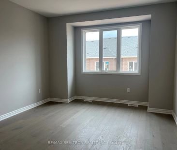 Condo Townhouse For Lease | W9250716 - Photo 3