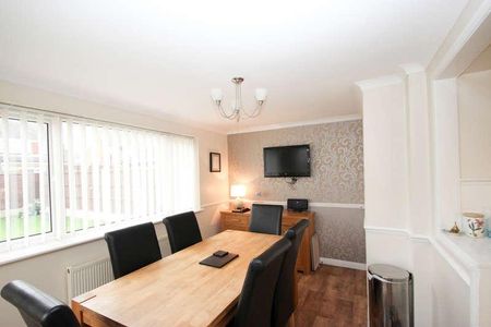 Seamore Avenue, Benfleet, SS7 - Photo 3