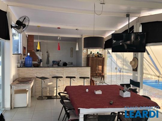 Casa Em Condomínio - Photo 1