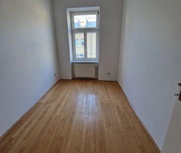 HÜBSCHE 2 ZIMMER WOHNUNG - NÄHE ELTERLEINPLATZ - 2. Stock mit Lift - Photo 2