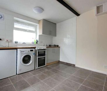 High Street, Winslow, MK18 - Photo 3