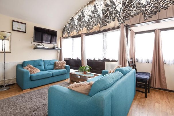 Golden Lane, Barbican EC1Y - Photo 1